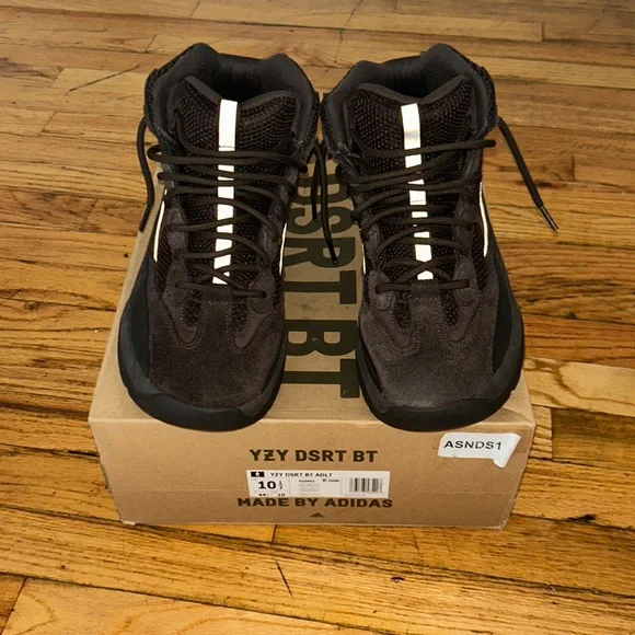 Yeezy Boots Size 10.5 Oil With Box Yeezy Desert Boot  main image 4